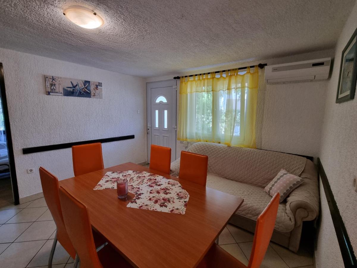 Apartment Deni Skrbčići Kültér fotó
