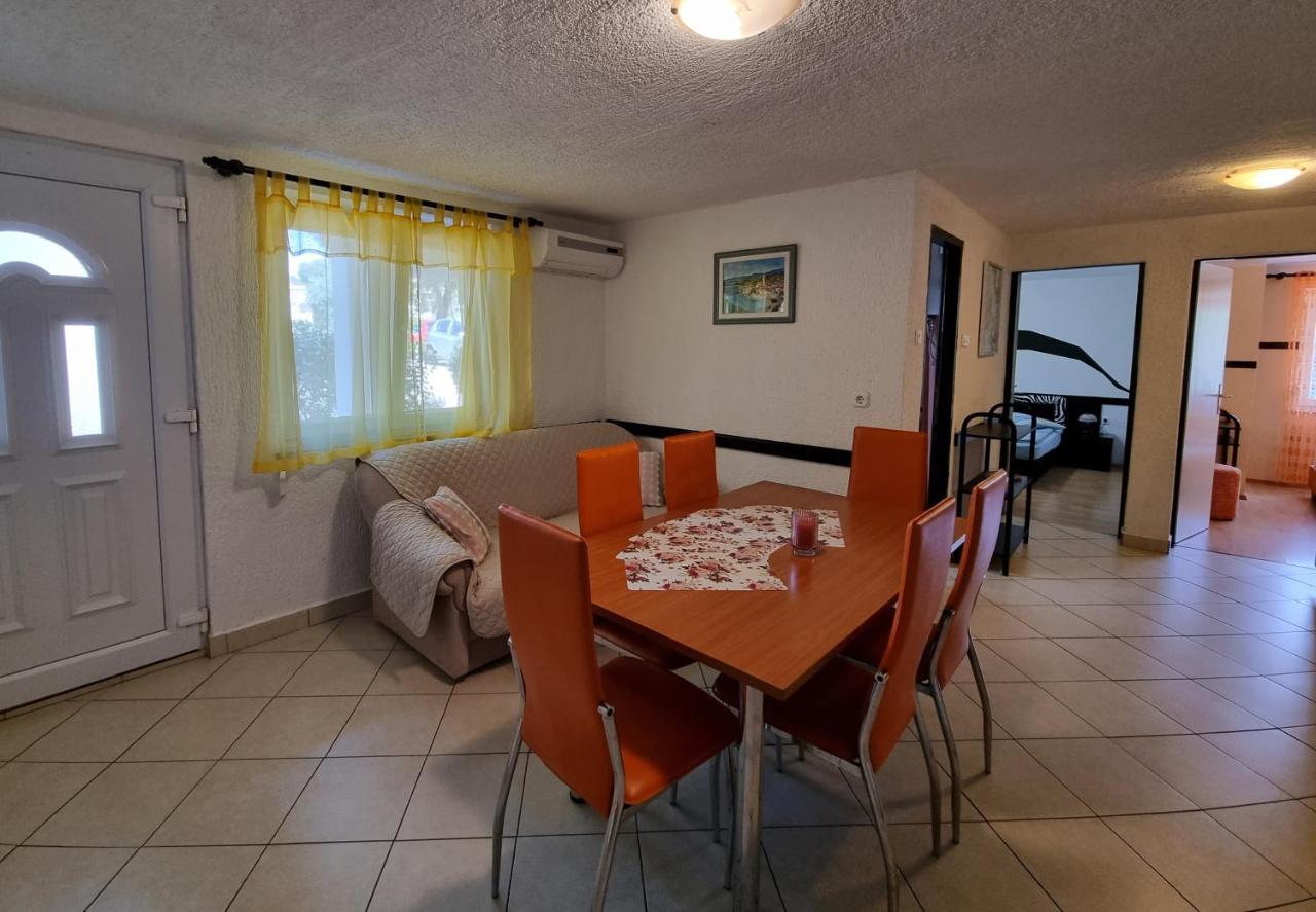 Apartment Deni Skrbčići Kültér fotó